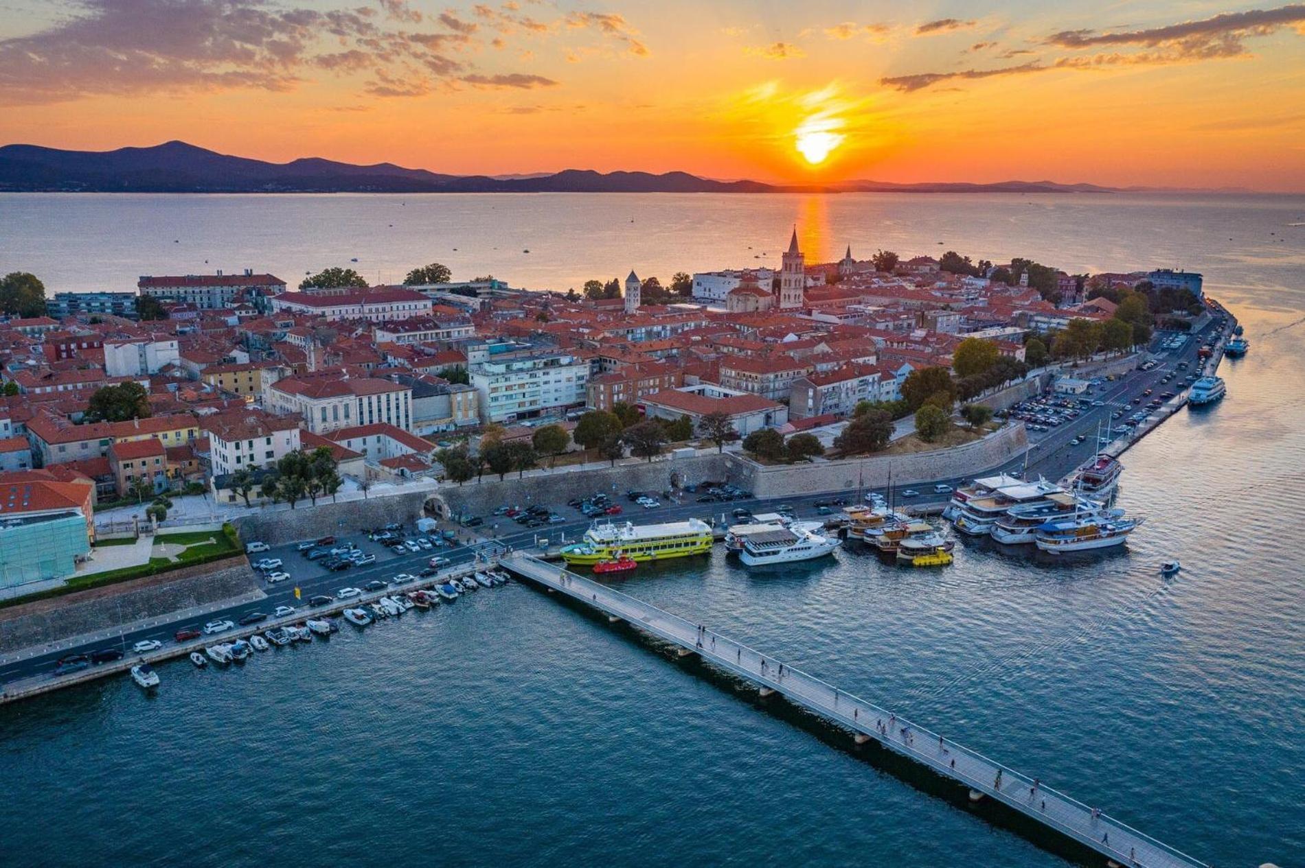 Allure Apartments Ζαντάρ Εξωτερικό φωτογραφία